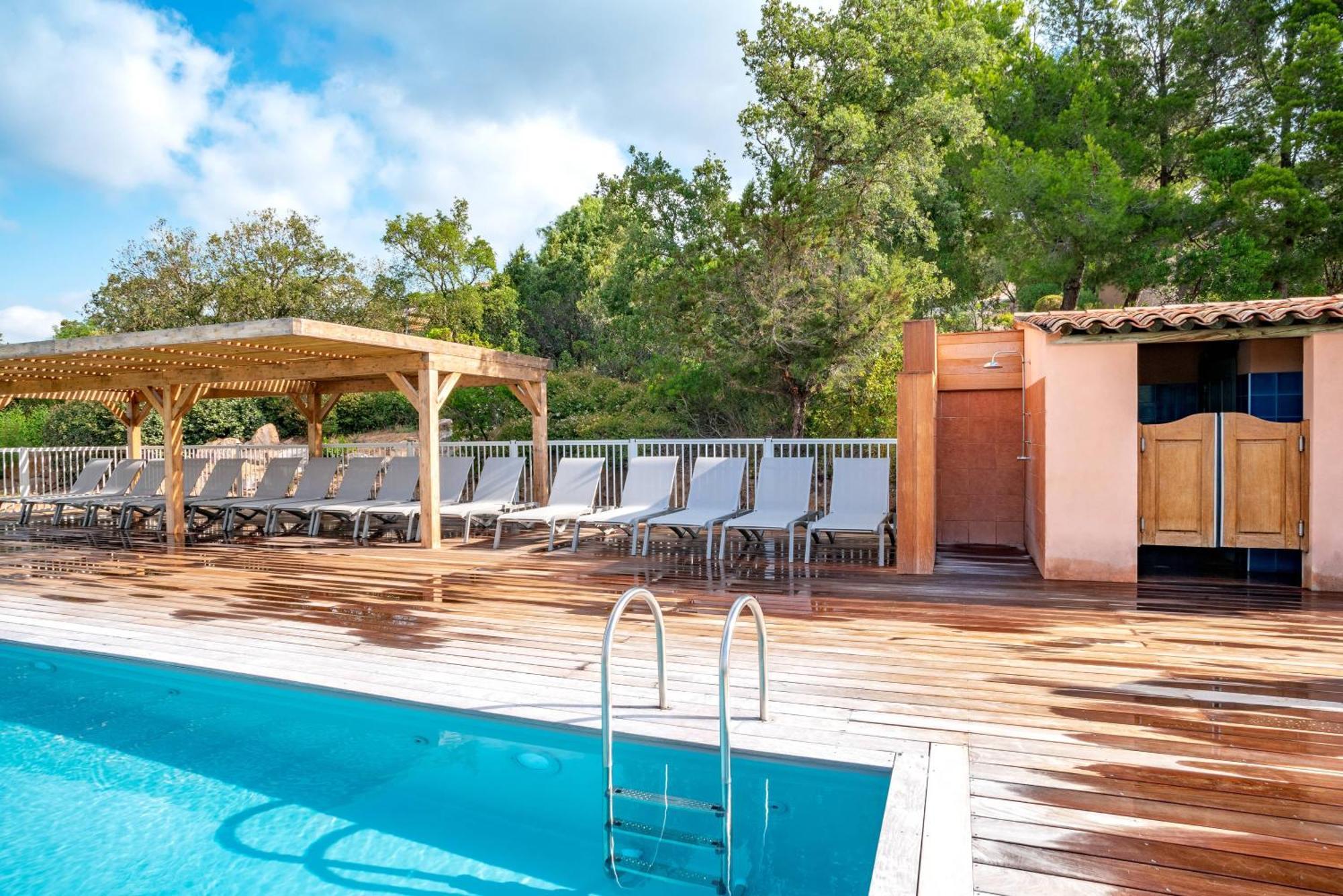 Les Hameaux De Santa Giulia Resort 3*